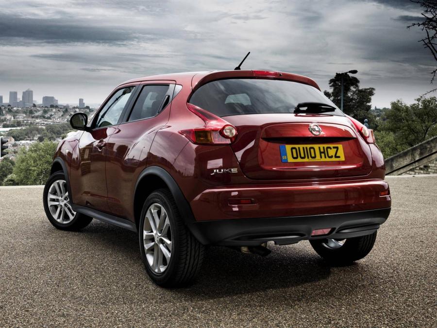  Nissan Juke 2010 года  (UK) (фото 17 из 21)